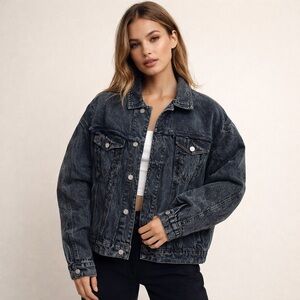 BDG Urban Outfitters Cropped Denim Jacket • Women's Small